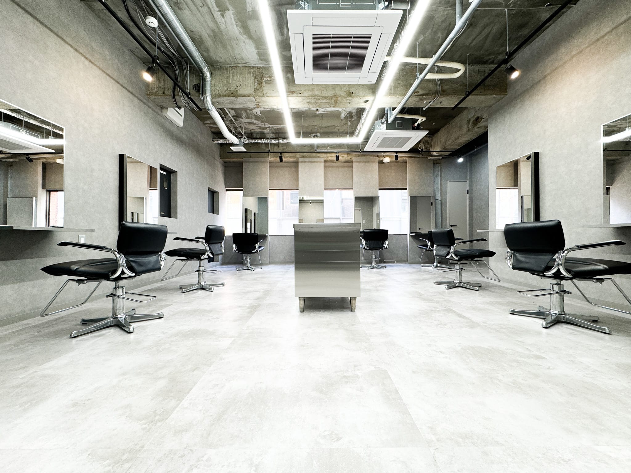 >大阪 心斎橋店